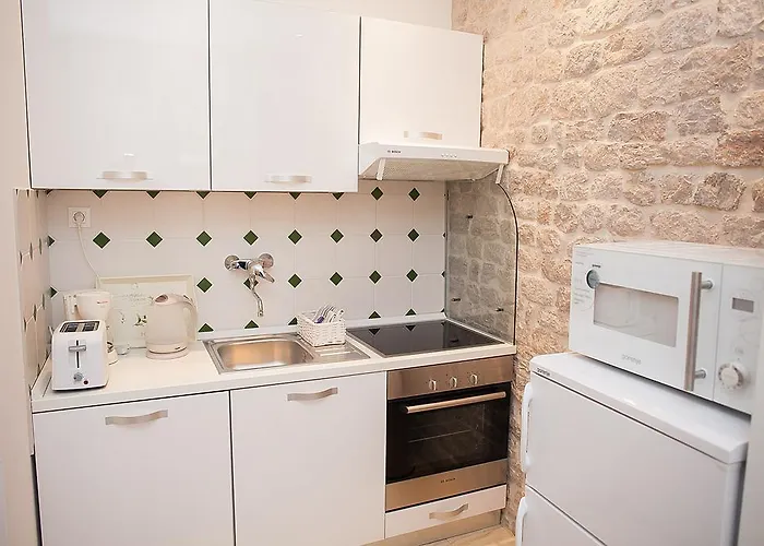 Vineyard Of * שיבניק